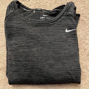 Nike long sleeve tee